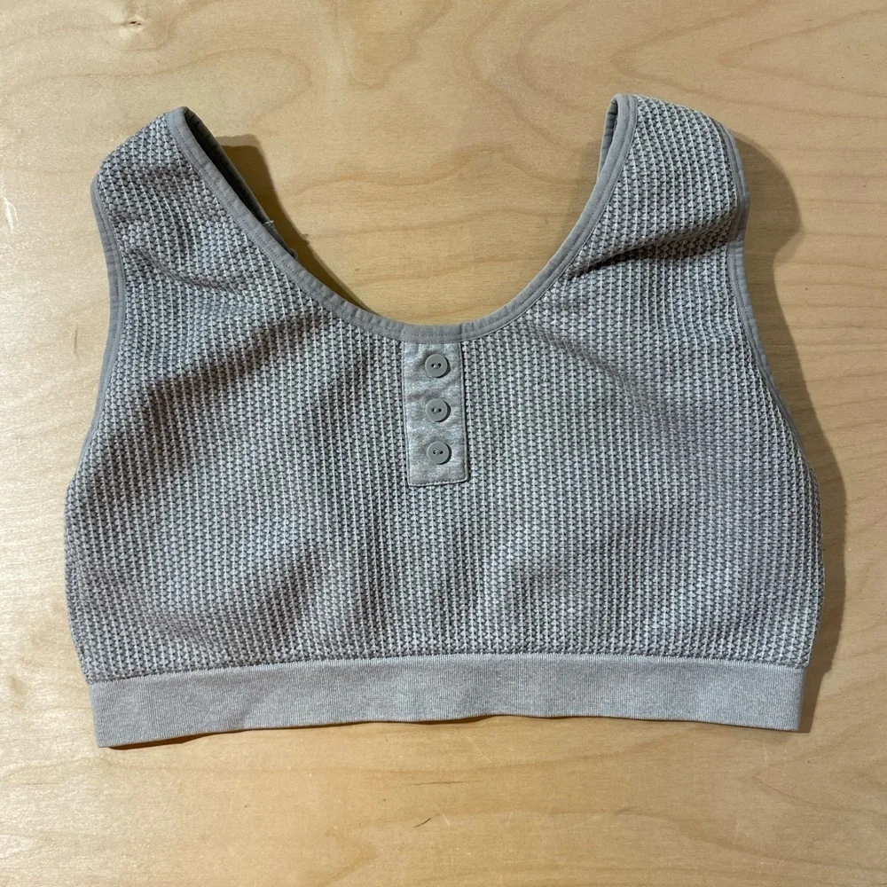 Gray Textured Sports Bra 1X (OO)